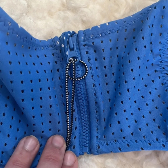 Nike Women's Water Dots Keyhole Back One Piece Swimsuit Pacific Blue Size Small - Picture 13 of 14